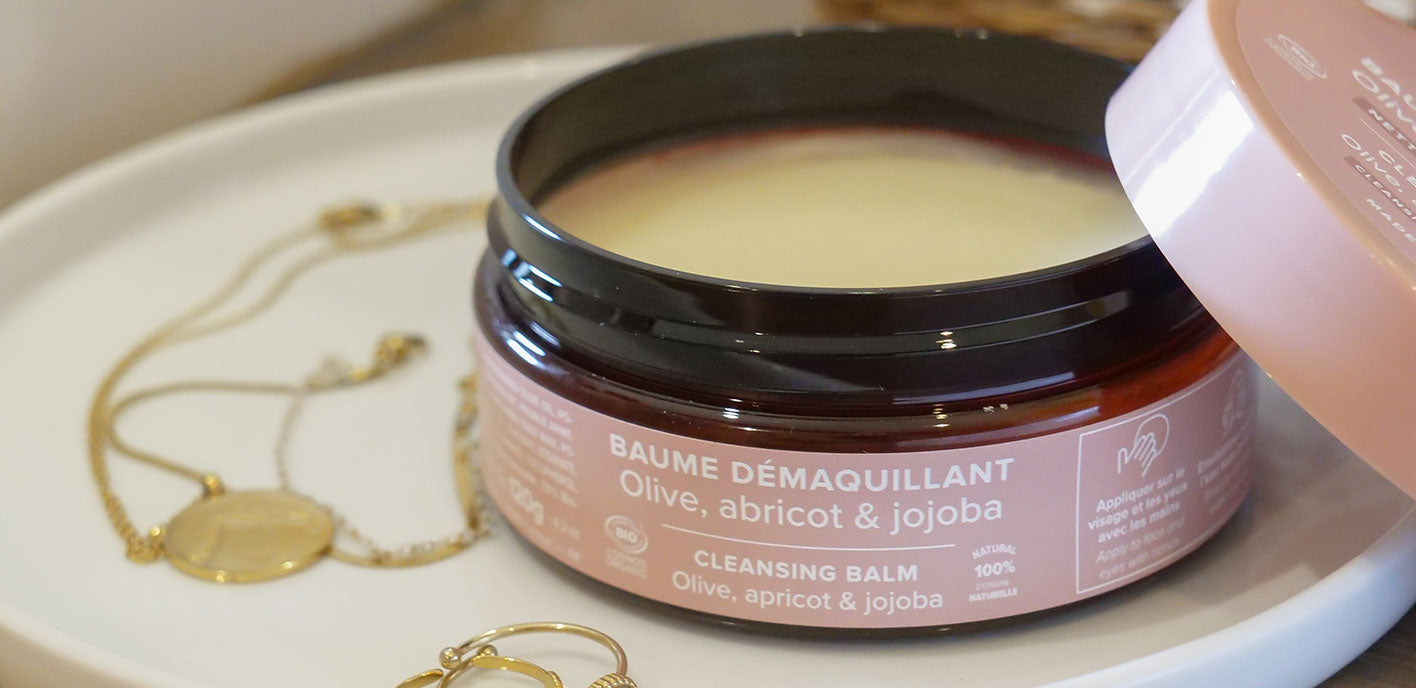 Double nettoyage : l'astuce skincare indispensable