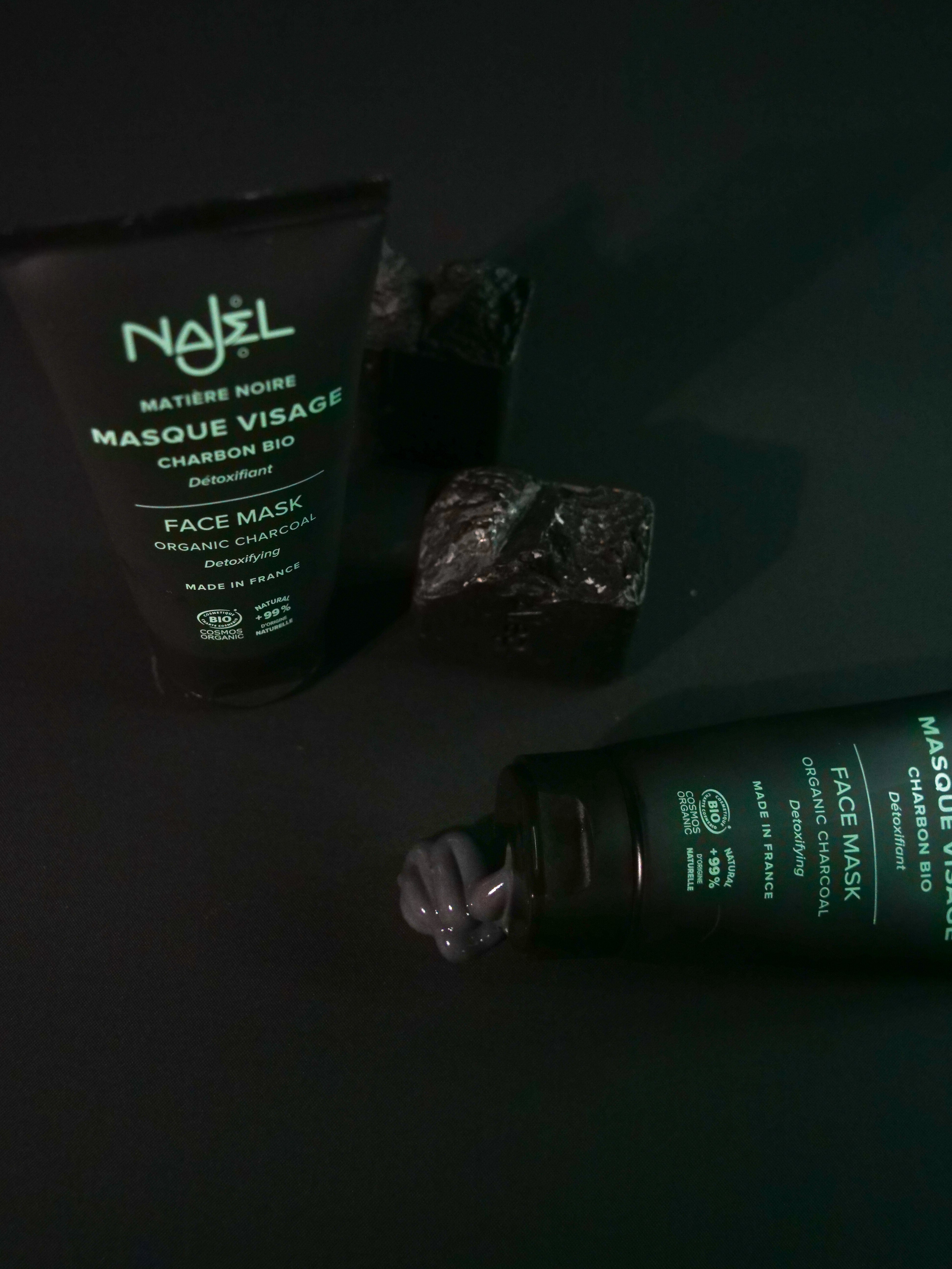 Organic Charcoal Face Mask