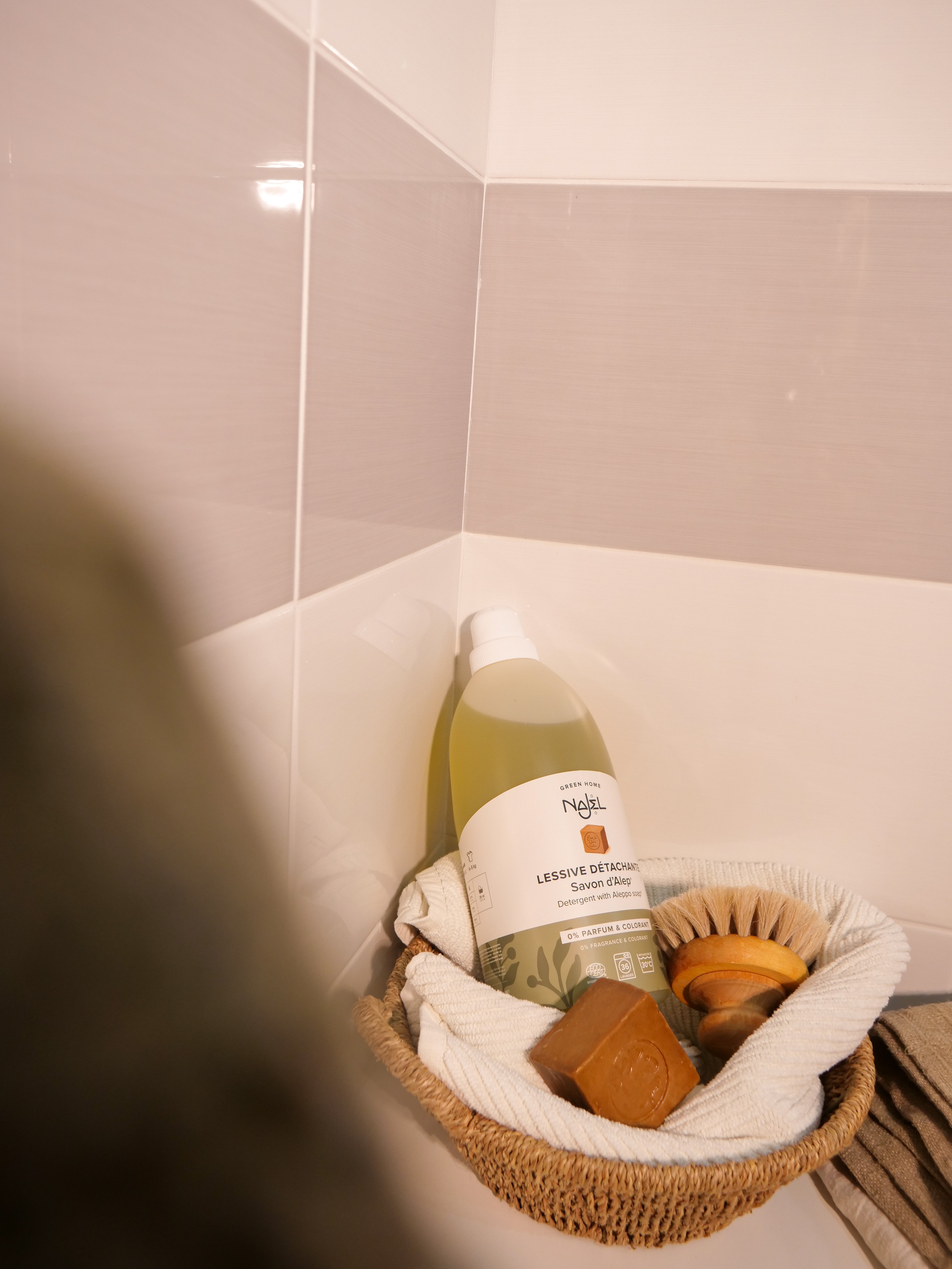 Lessive détachante au savon d'Alep*