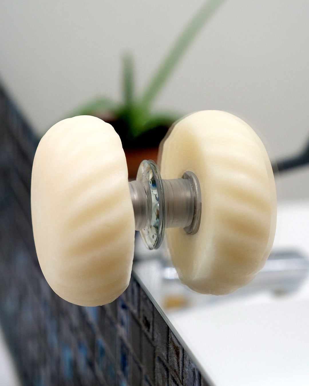 Porte savon aimanté avec ventouse-Accessoires-Najel