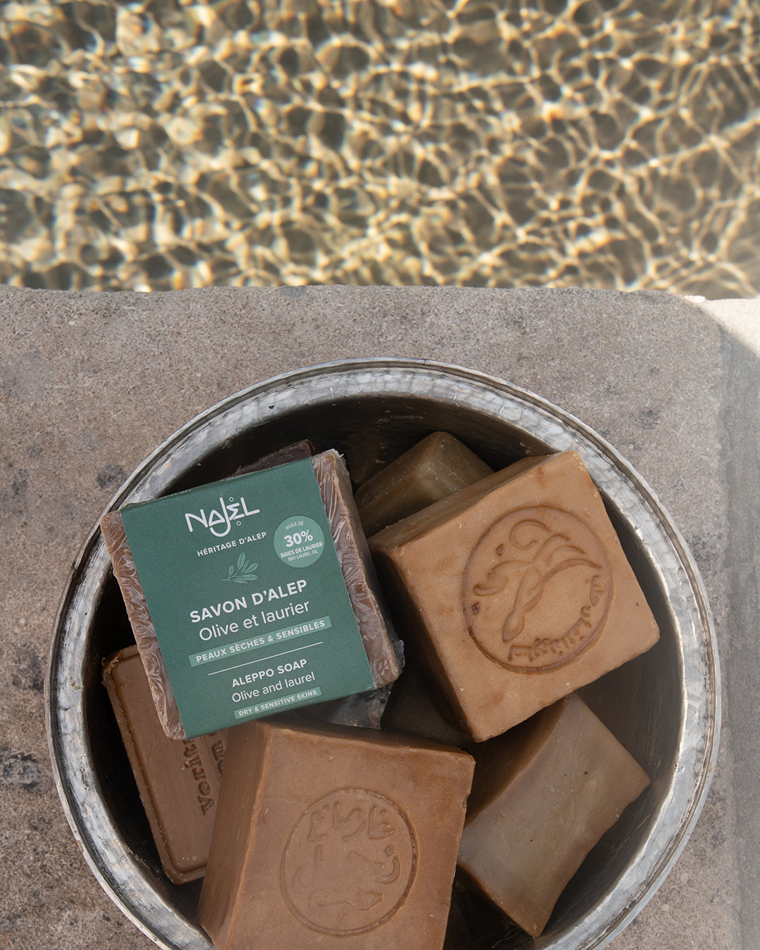 Savon d'Alep traditionnel 30% laurier*