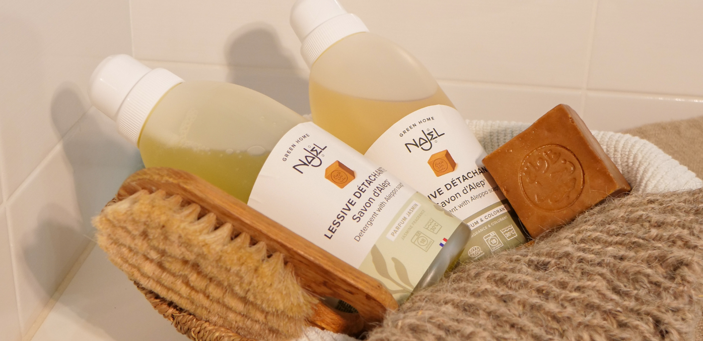 Comment entretenir son linge avec une lessive au savon d’Alep au printemps ?