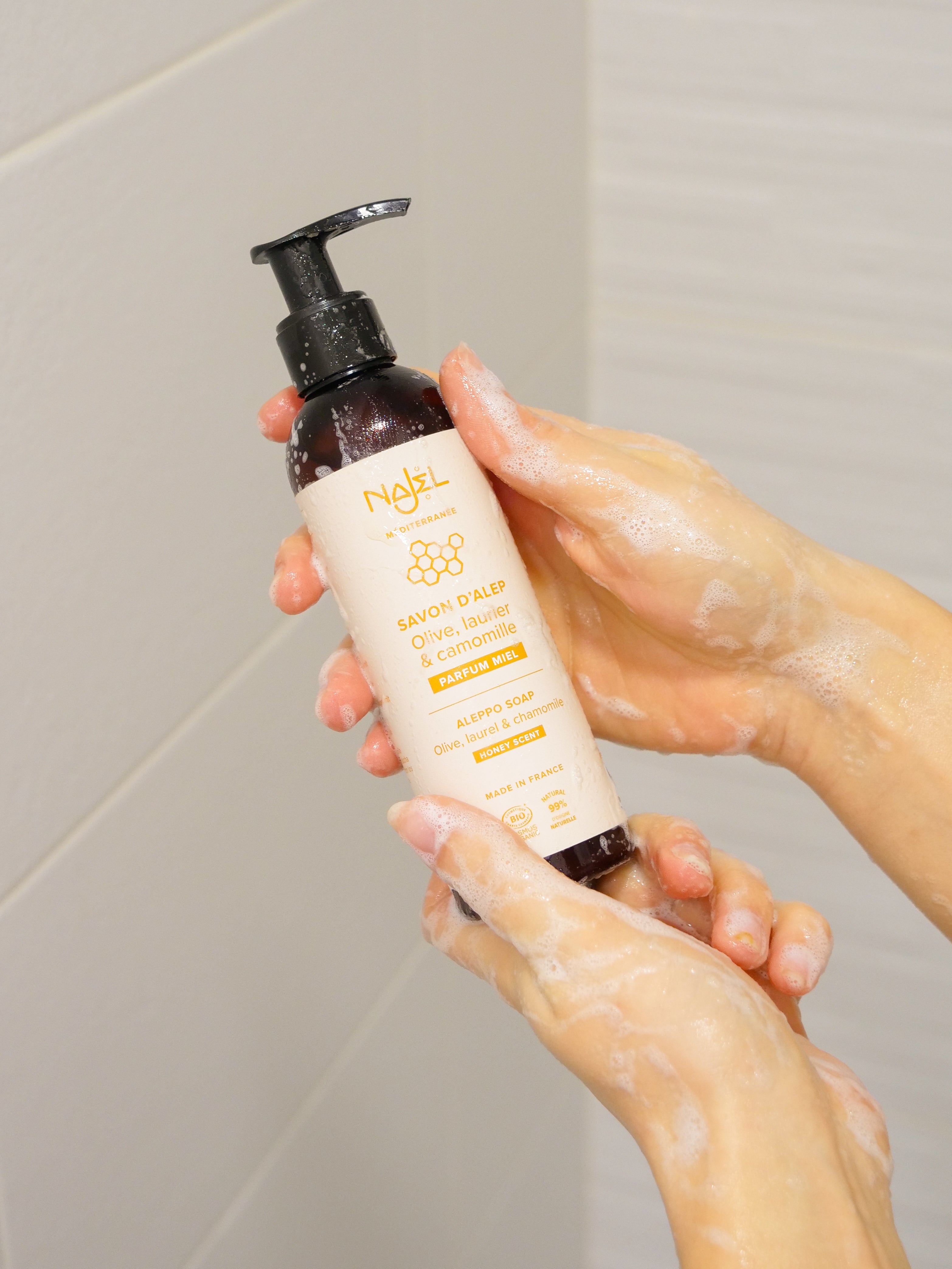 Liquid Aleppo soap with honey scent